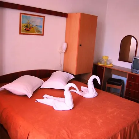 Delta Hotel 3*